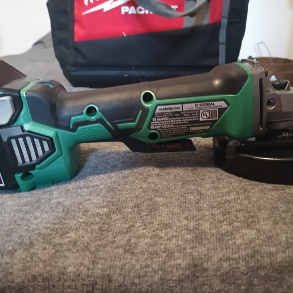 Metabo HTP cordless grinder - Picture 3 of 5
